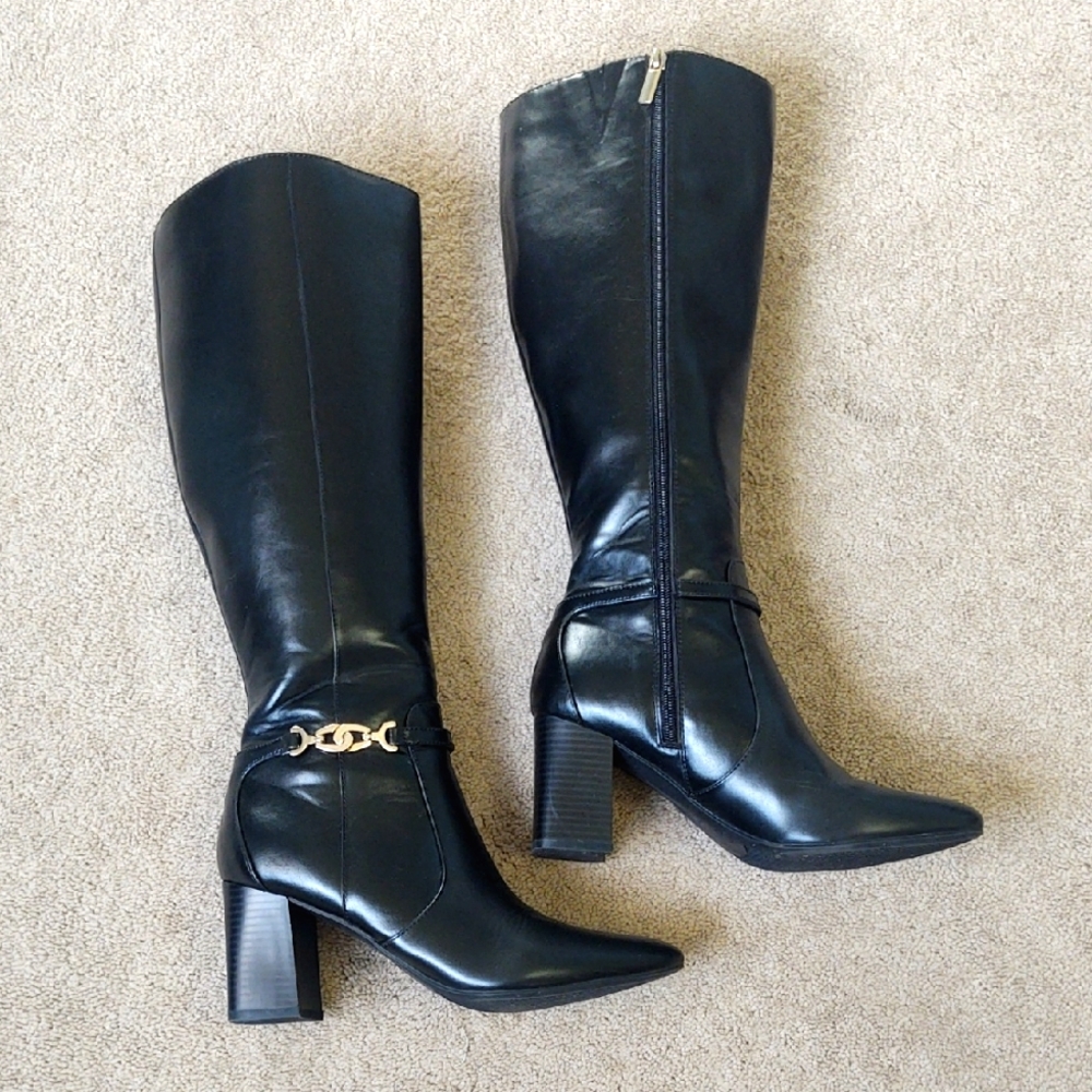 EUC Bandolino "Brenda" Black Knee Heeled Boots with Gold Hardware